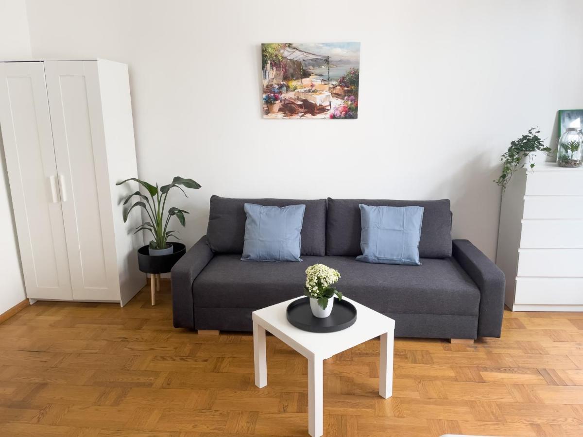 Ferienwohnung Sunny Studio Near Central Station Wien Exterior foto